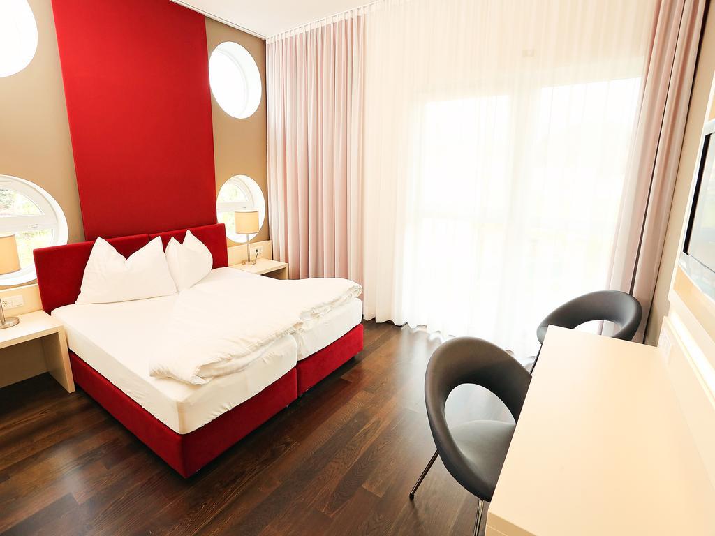 Hotel Royal X Seeboden Rum bild